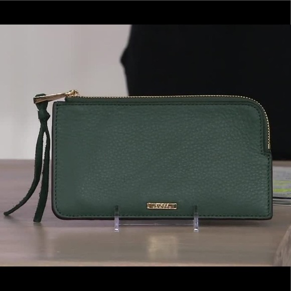 *NWT* Vince Camuto Genuine Pebble Leather Wallet - Picture 2 of 8